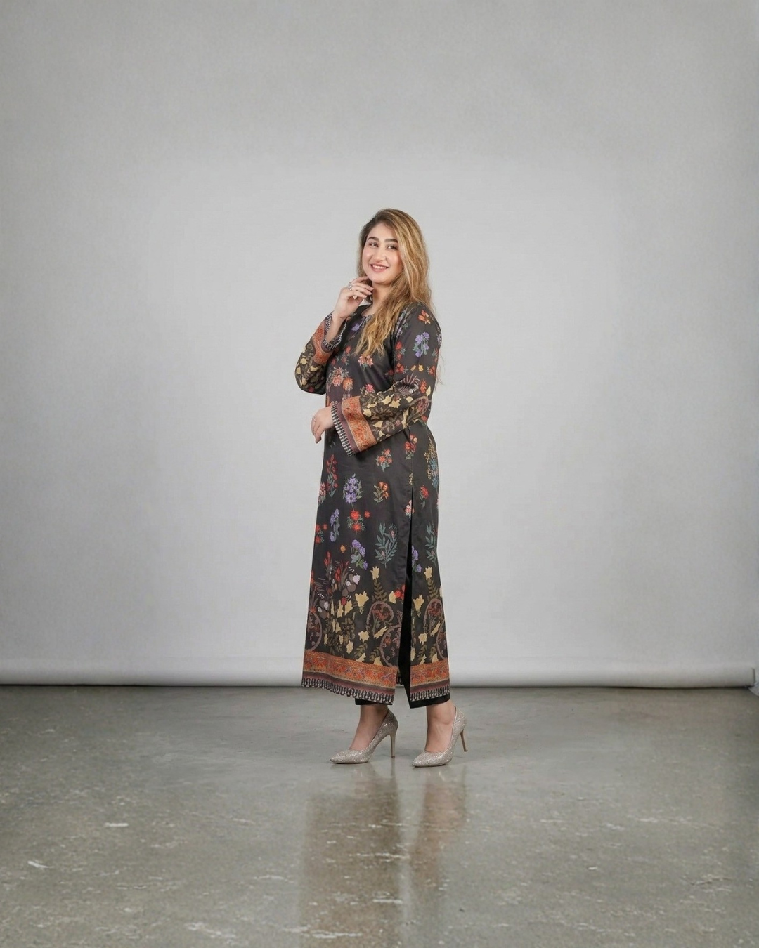 2PC-Black Floral Printed Kaftan